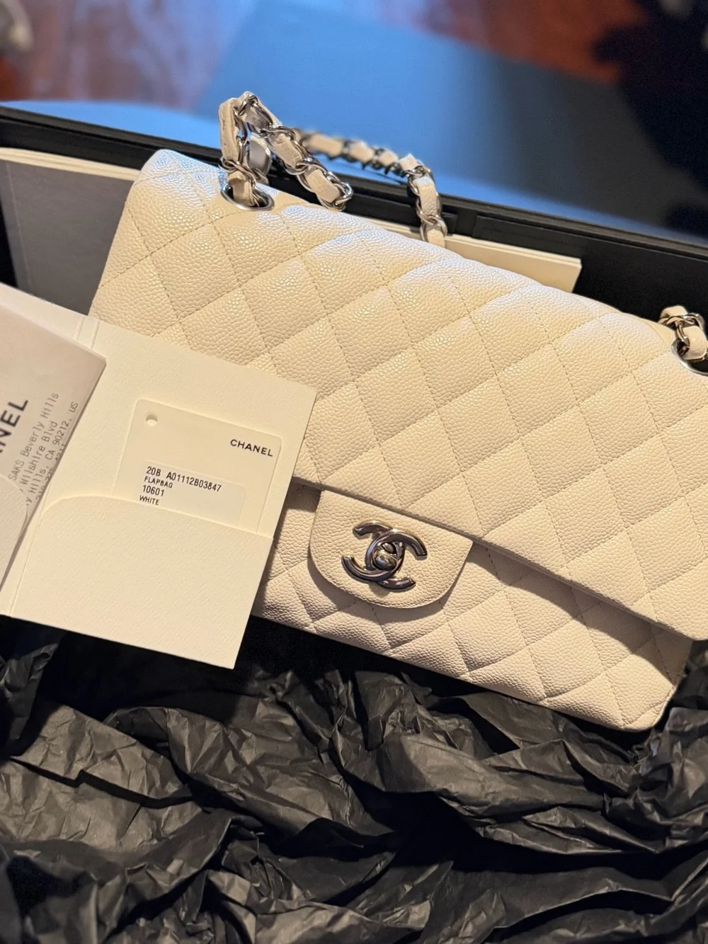 CHANEL White Quilted Caviar Leather Shoulder Bag with Silver Hardware